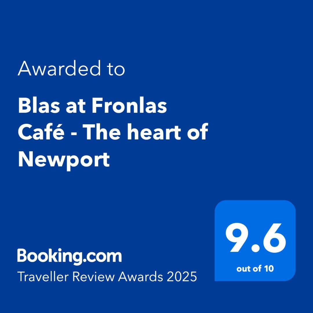Blas At Fronlas Cafe - The Heart Of Newport นิวพอร์ต ภายนอก รูปภาพ